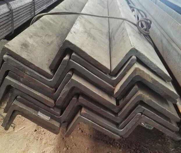 �˹�ɽ���ȱ߽Ǹ�